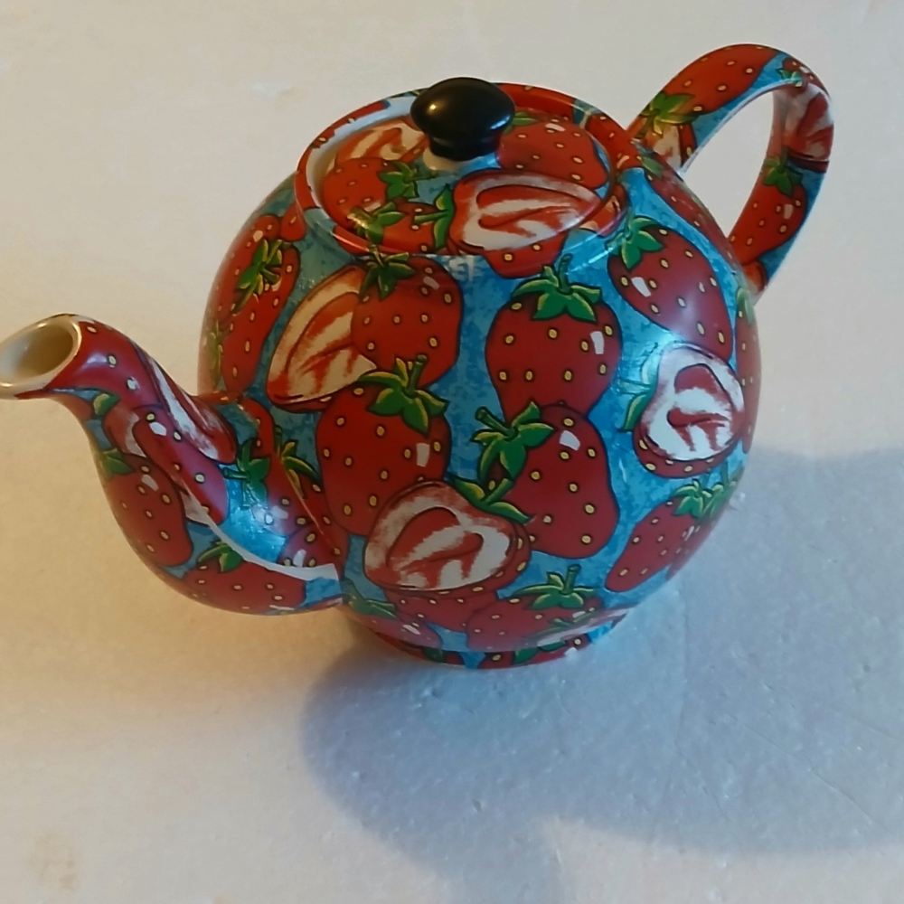Novelty Strawberry Teapot